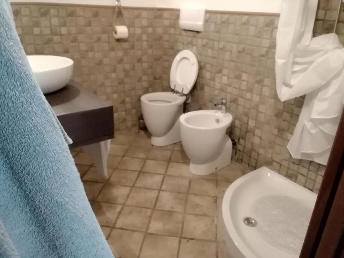 הוילה ליבורנו Casina Del Porto מראה חיצוני תמונה