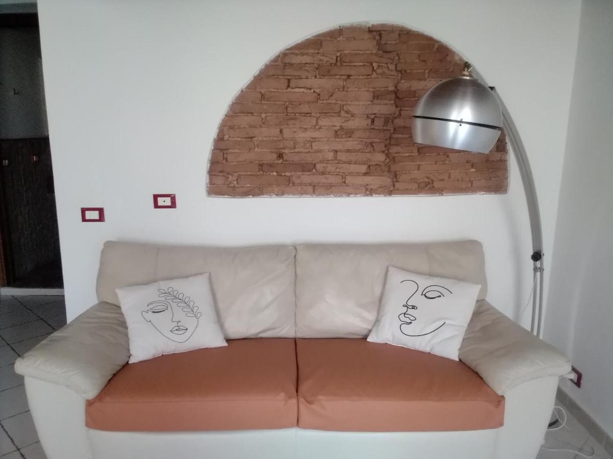 הוילה ליבורנו Casina Del Porto מראה חיצוני תמונה